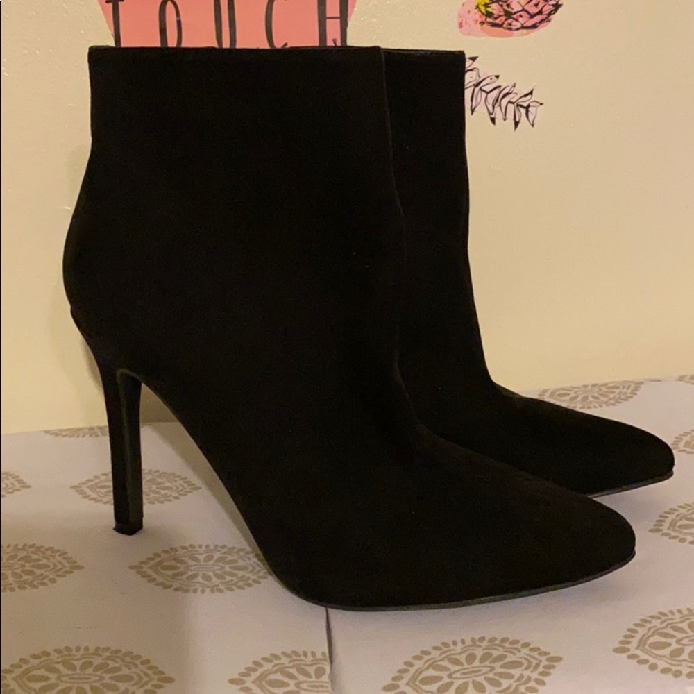 Black boots